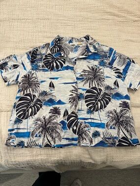 C&C California Blue Black Palm Print Top